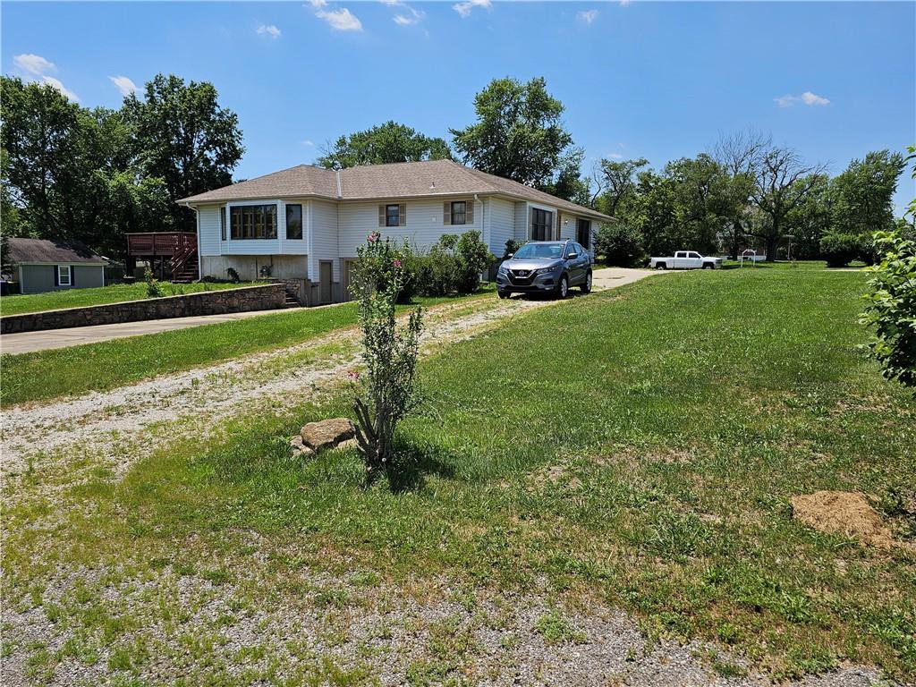 19910 Lamar Avenue Property Photo 7