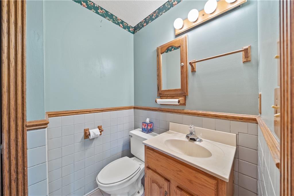 19910 Lamar Avenue Property Photo 19