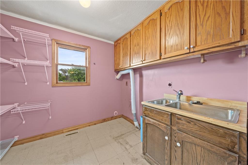 19910 Lamar Avenue Property Photo 20