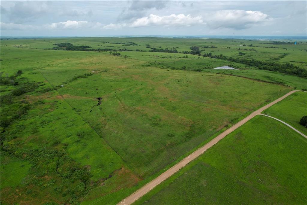 Tallgrass Road Property Photo 1