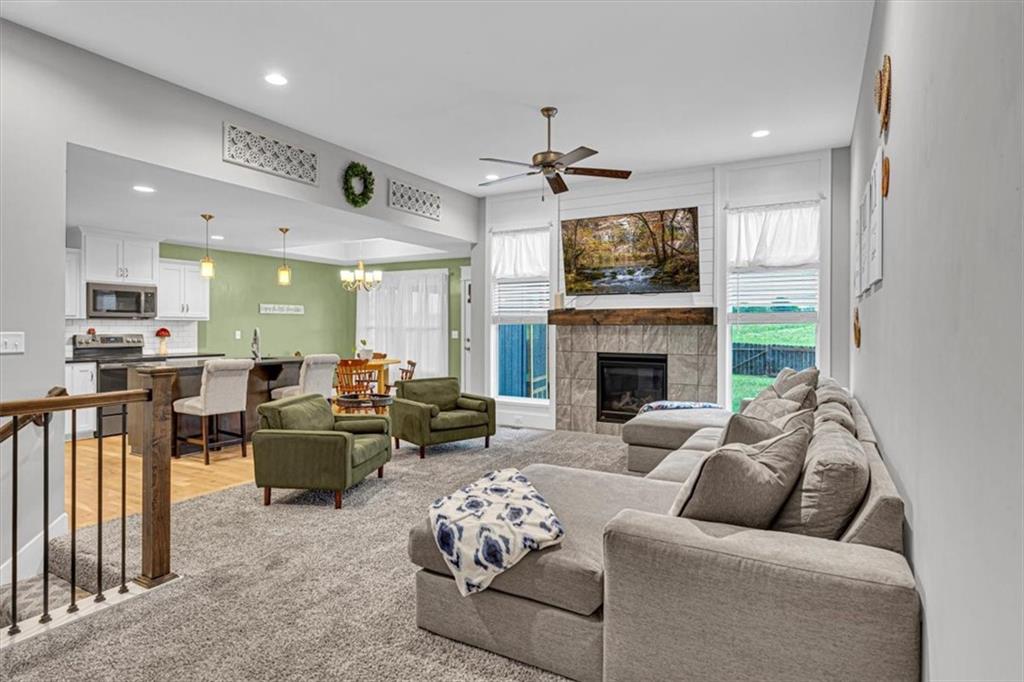 20802 Copper Creek Drive Property Photo 2