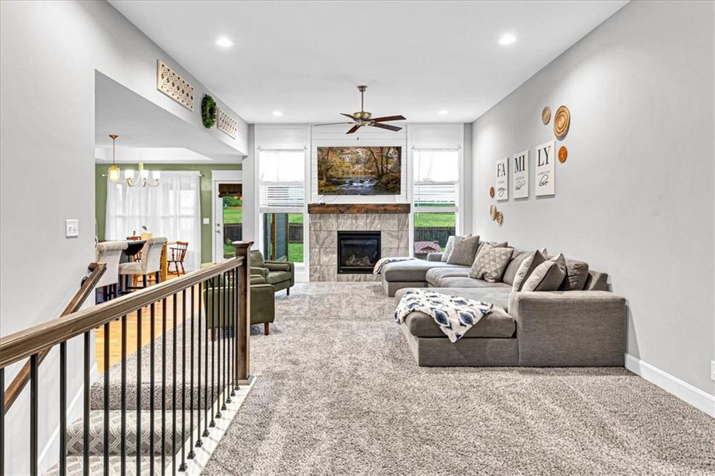 20802 Copper Creek Drive Property Photo 4