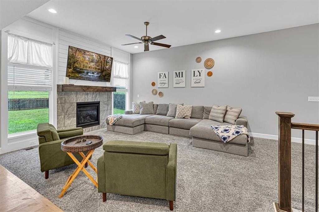 20802 Copper Creek Drive Property Photo 8