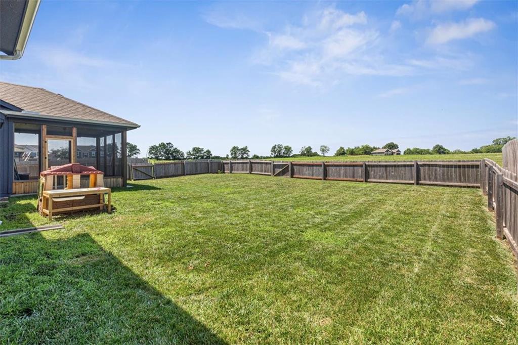 20802 Copper Creek Drive Property Photo 13