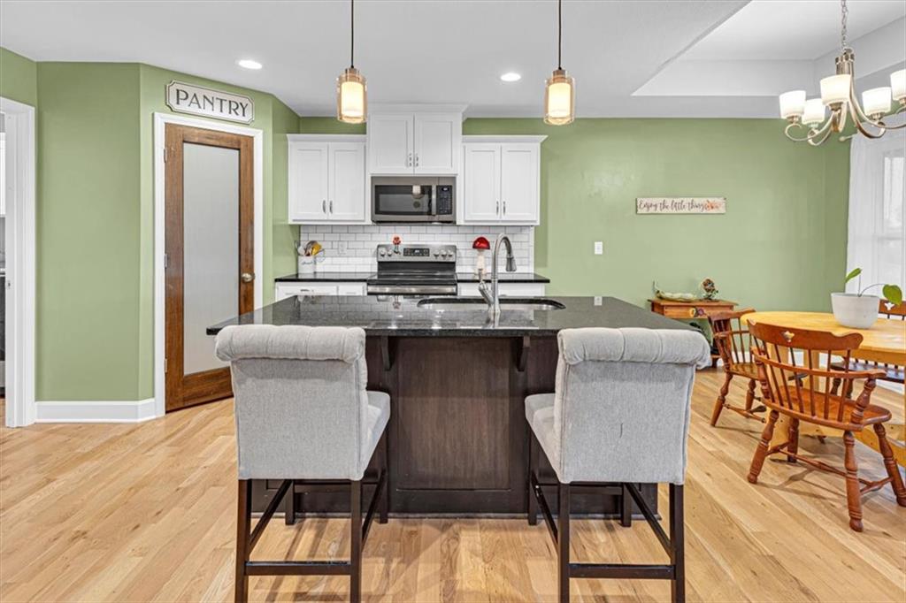 20802 Copper Creek Drive Property Photo 16