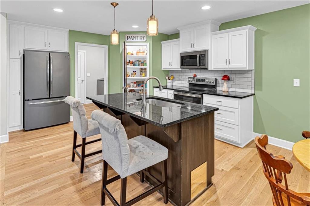 20802 Copper Creek Drive Property Photo 18