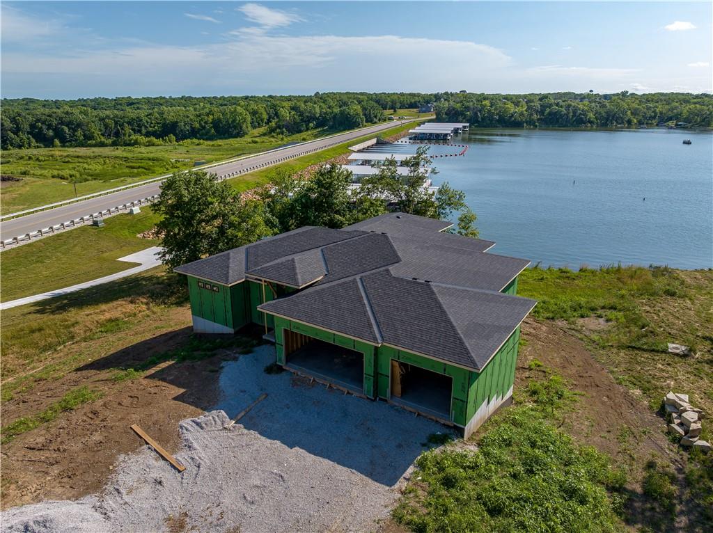 10 Tomahawk Circle Property Photo 3