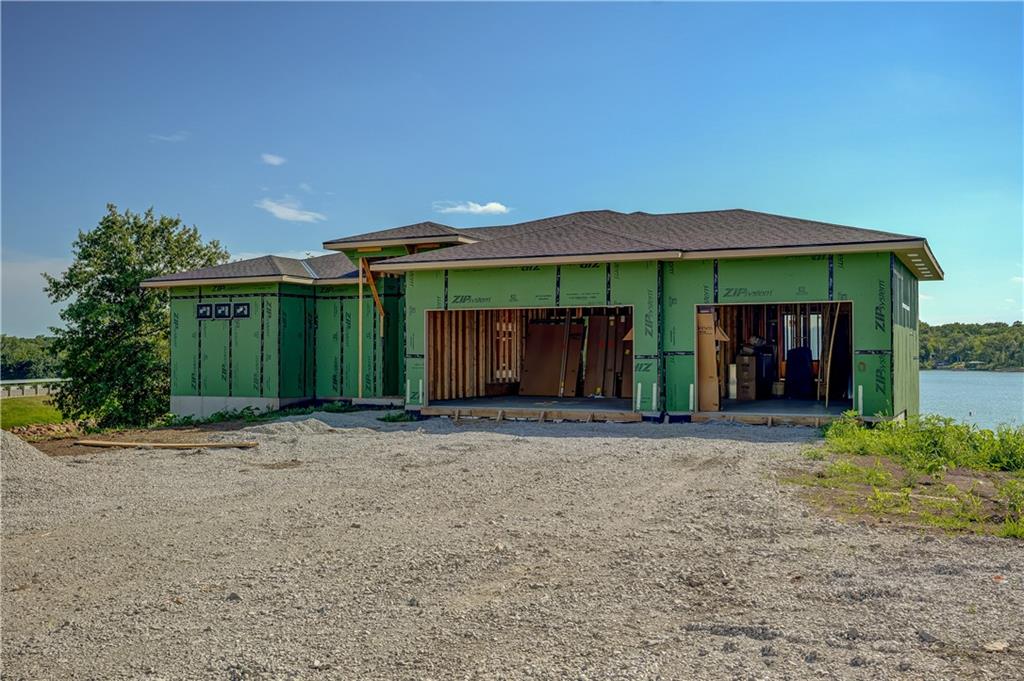 10 Tomahawk Circle Property Photo 6