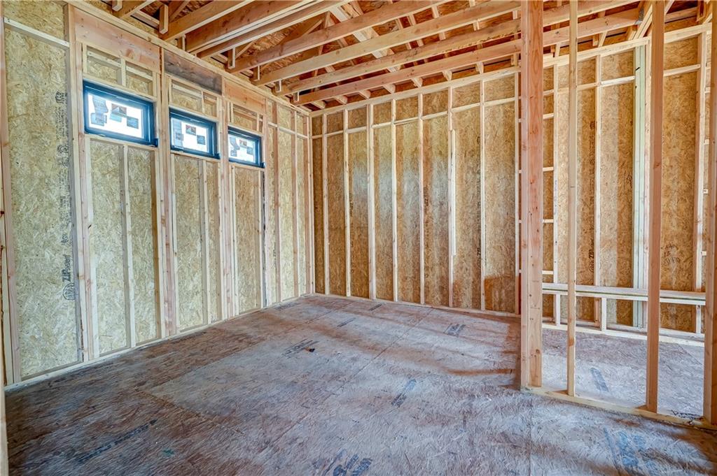 10 Tomahawk Circle Property Photo 13