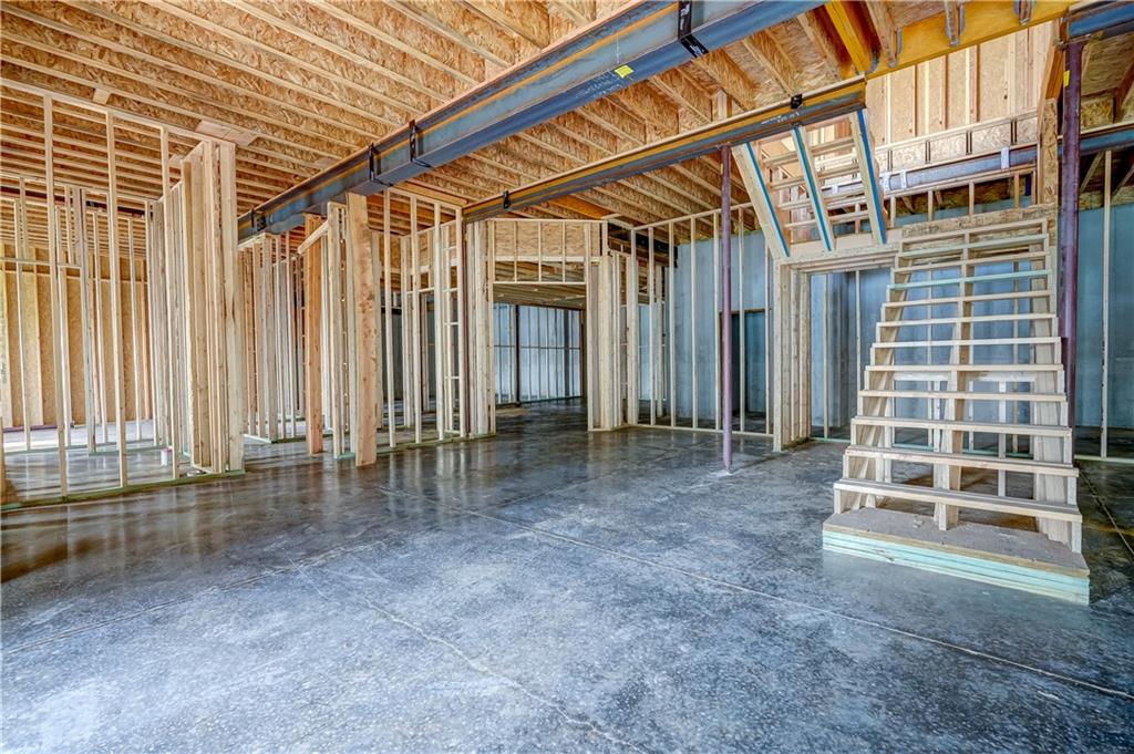 10 Tomahawk Circle Property Photo 14