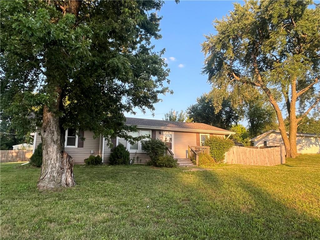 1101 Wellington Street Property Photo 1