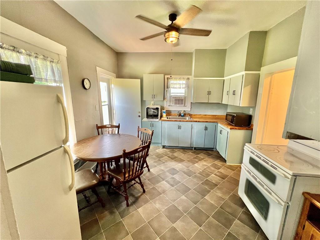 14364 N Bay Street Property Photo 9