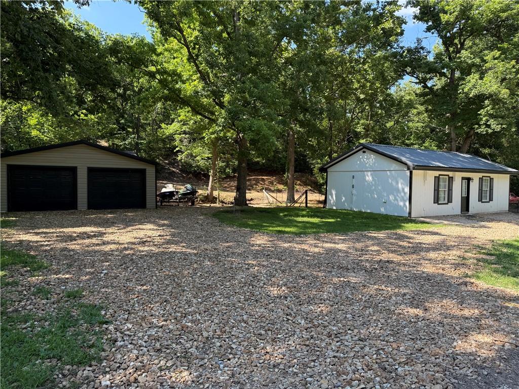 1807 Dodds Camp Road Property Photo 1