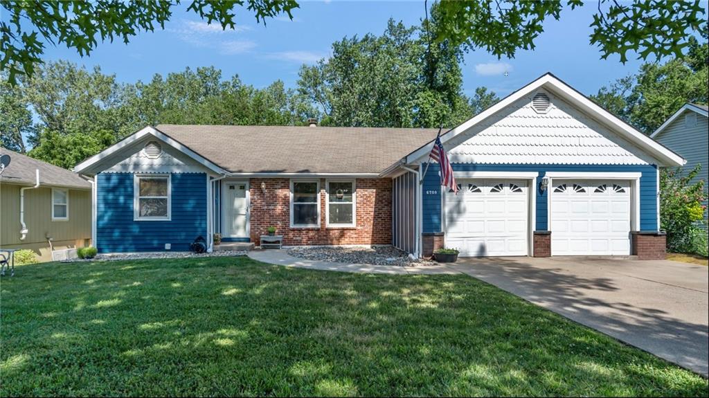 6708 N St Clair Avenue Property Photo 1