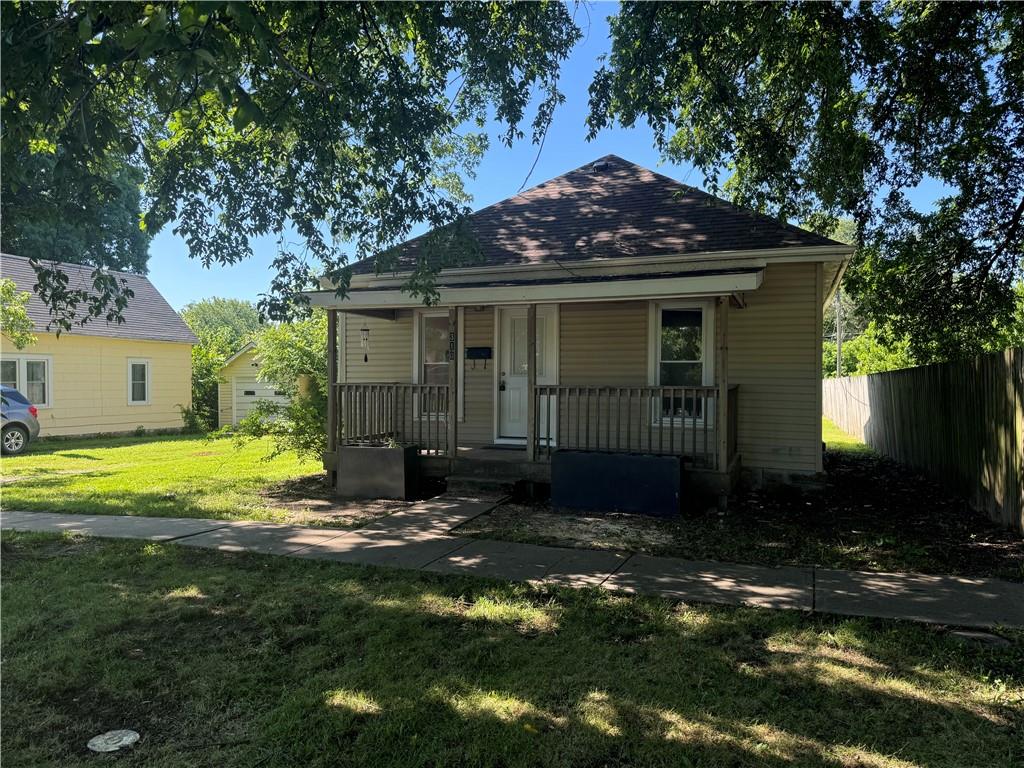 310 E 3rd Avenue Property Photo