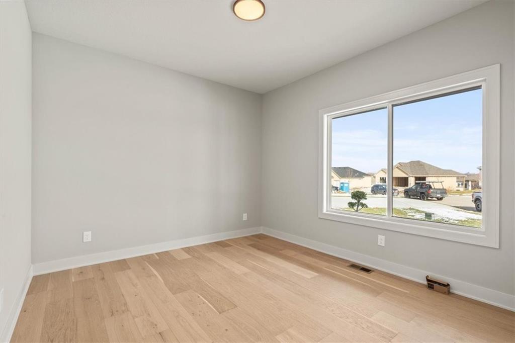 4460 145th Terrace Property Photo 19