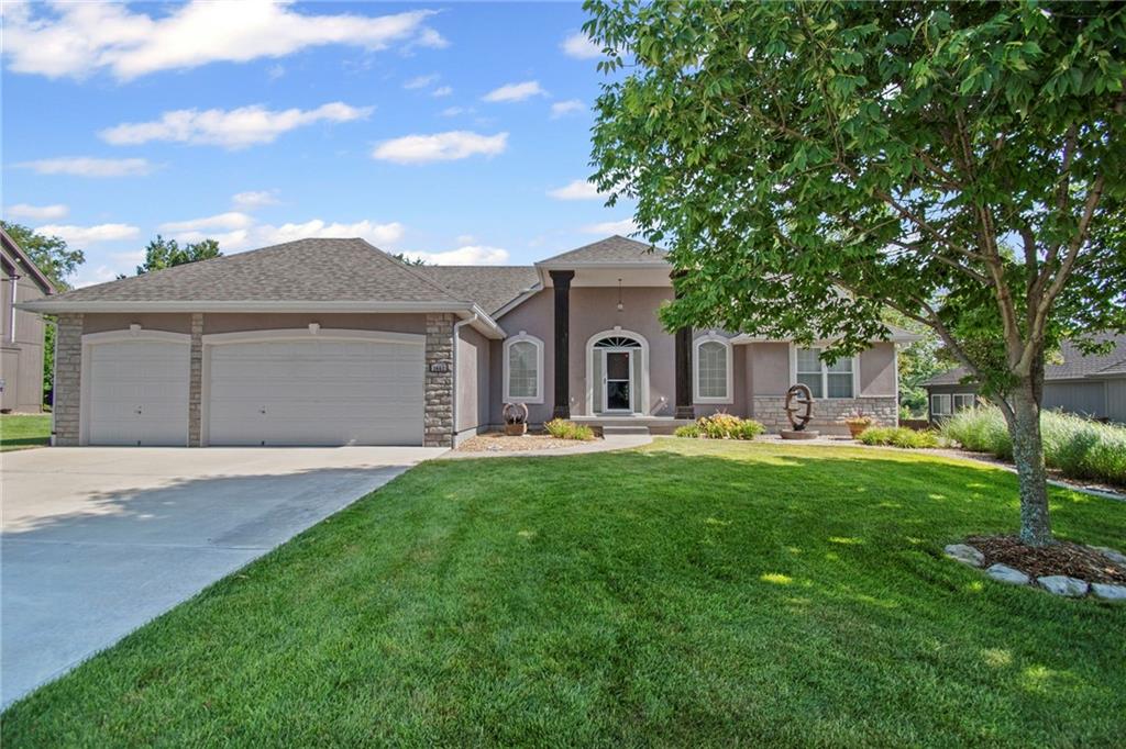 1401 Se Woodbine Drive Property Photo 4