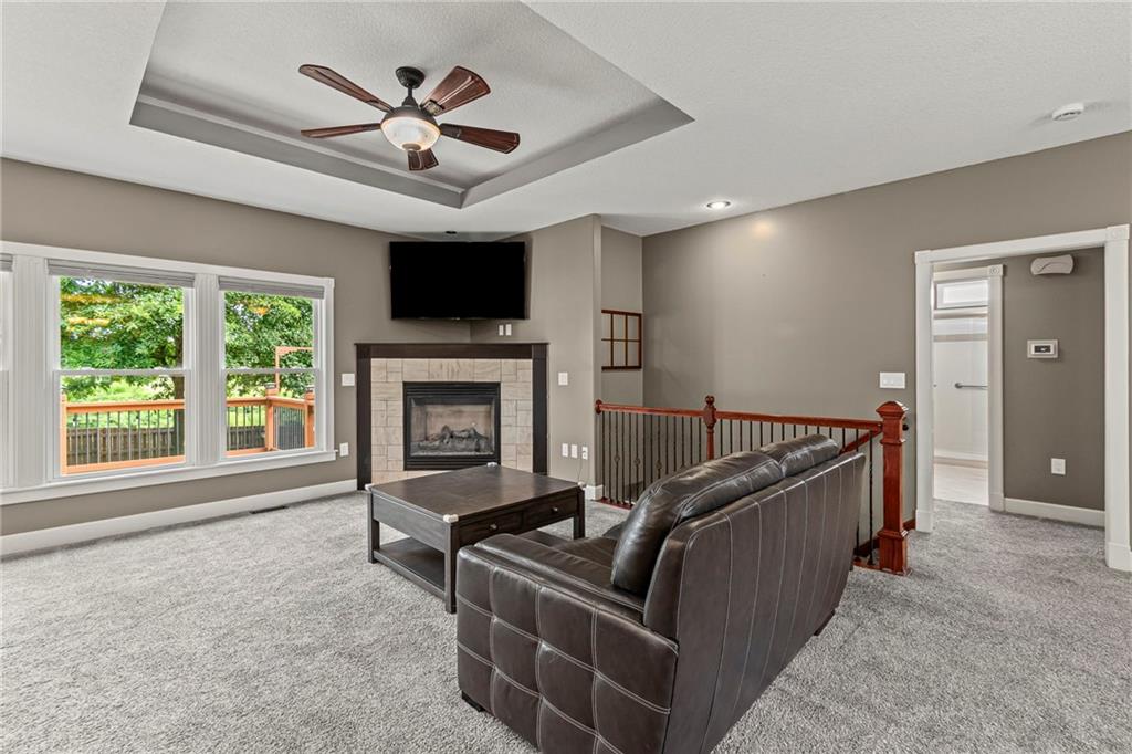 1401 Se Woodbine Drive Property Photo 11