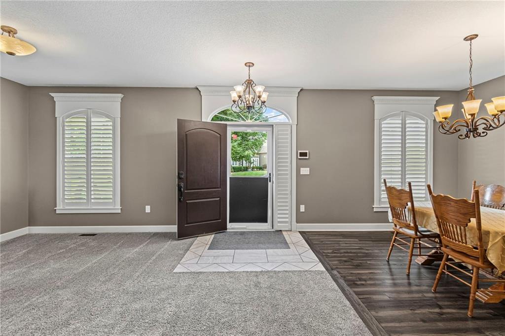 1401 Se Woodbine Drive Property Photo 13