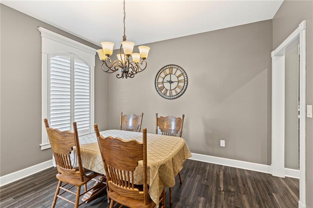 1401 Se Woodbine Drive Property Photo 14