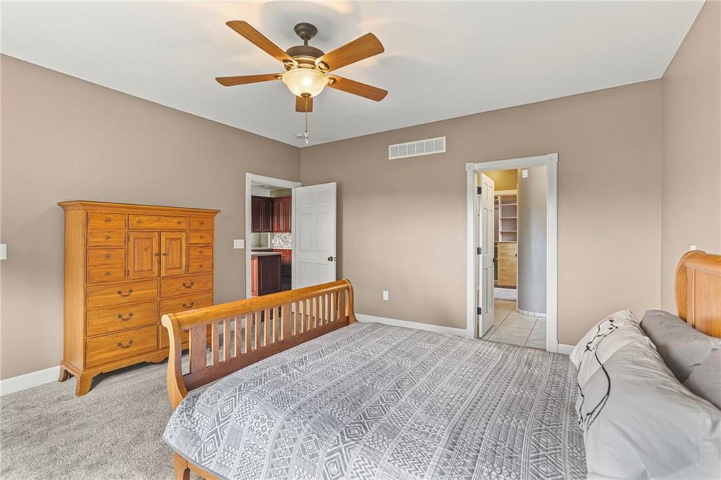 1401 Se Woodbine Drive Property Photo 18