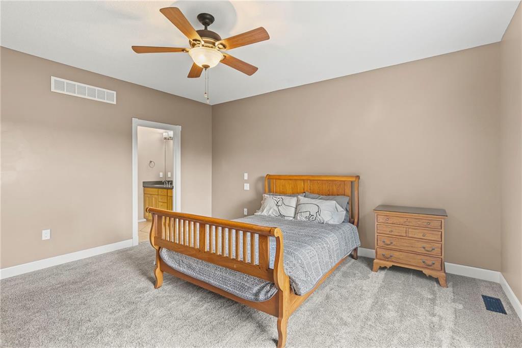 1401 Se Woodbine Drive Property Photo 19