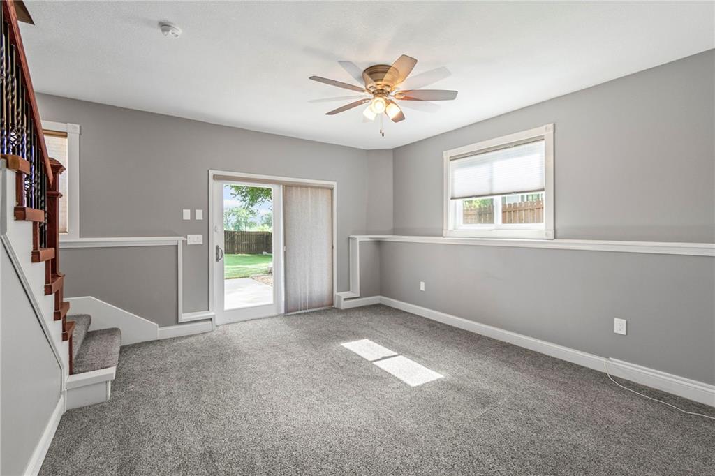 1401 Se Woodbine Drive Property Photo 27