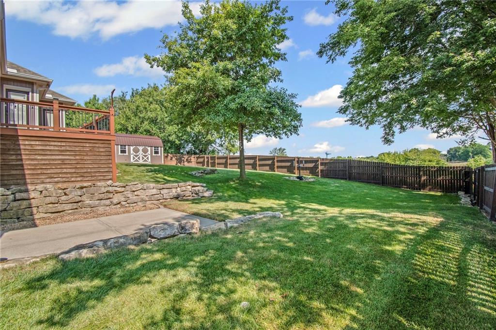 1401 Se Woodbine Drive Property Photo 36