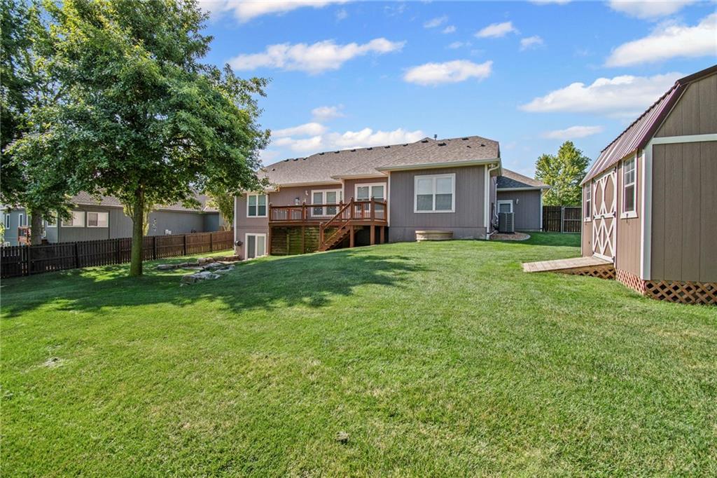 1401 Se Woodbine Drive Property Photo 37