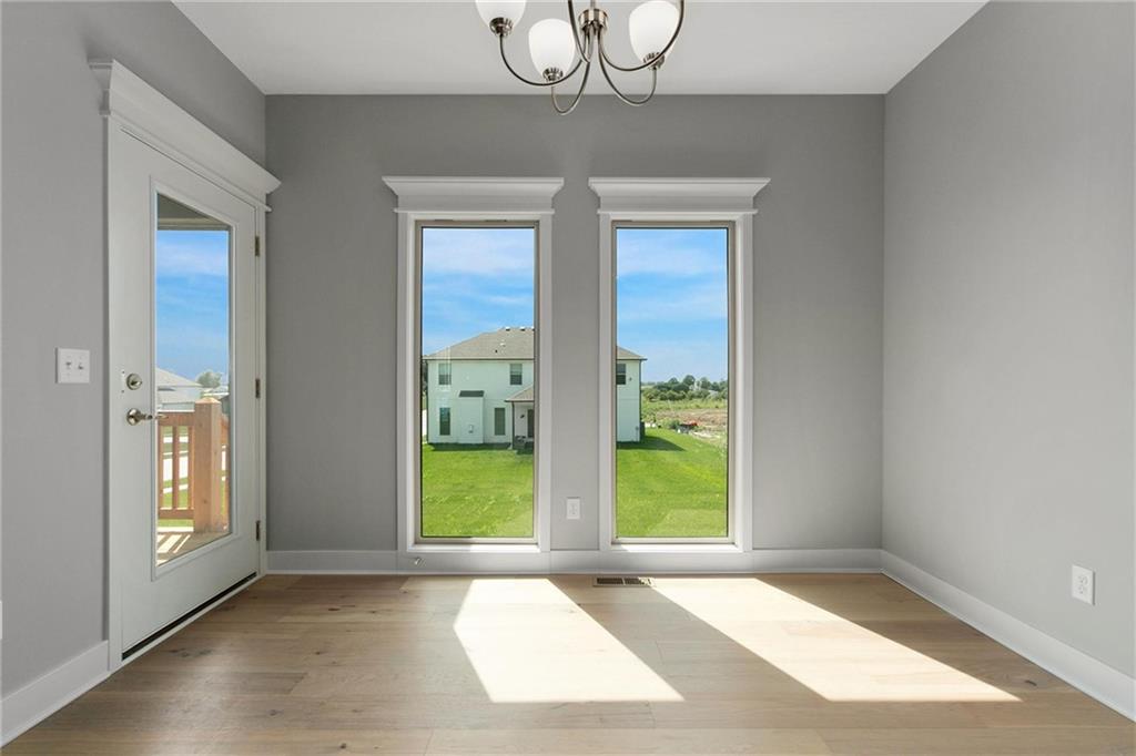 9014 N Monroe Avenue Property Photo 5