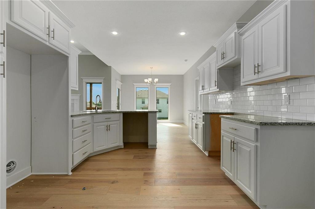 9014 N Monroe Avenue Property Photo 7