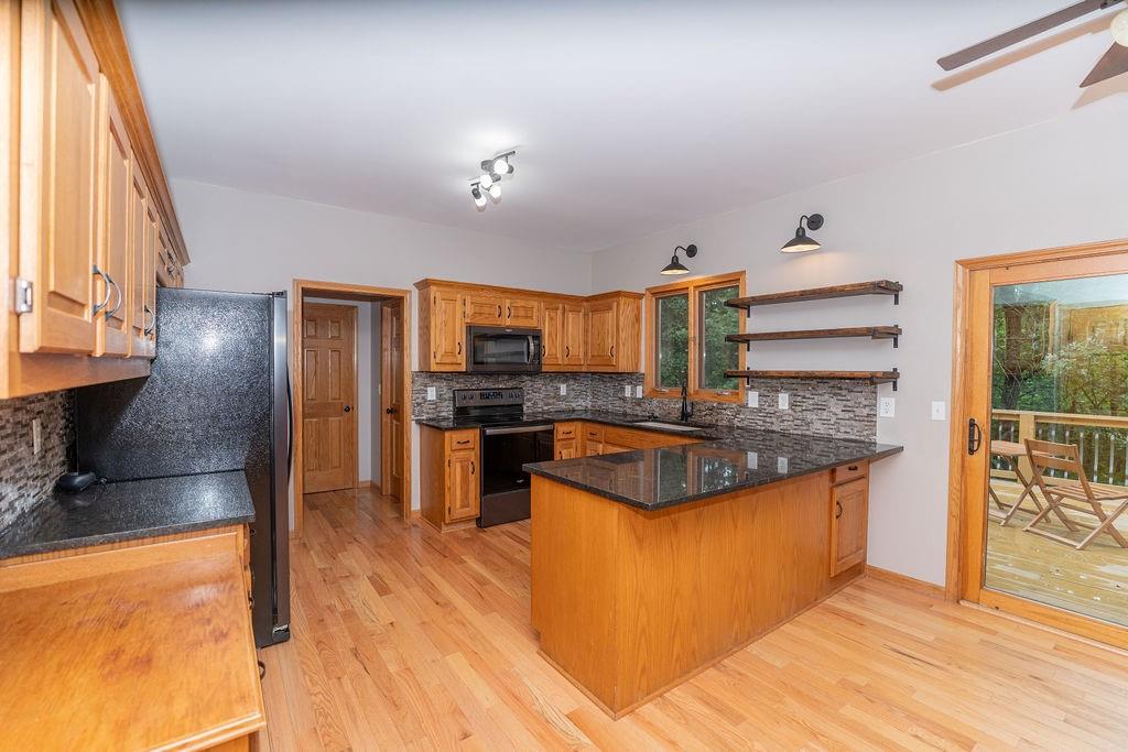 26311 Westlake Drive Property Photo 17