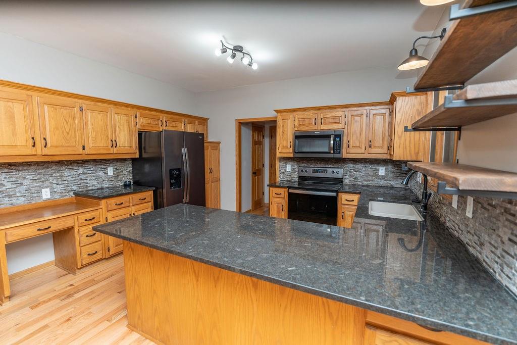 26311 Westlake Drive Property Photo 22