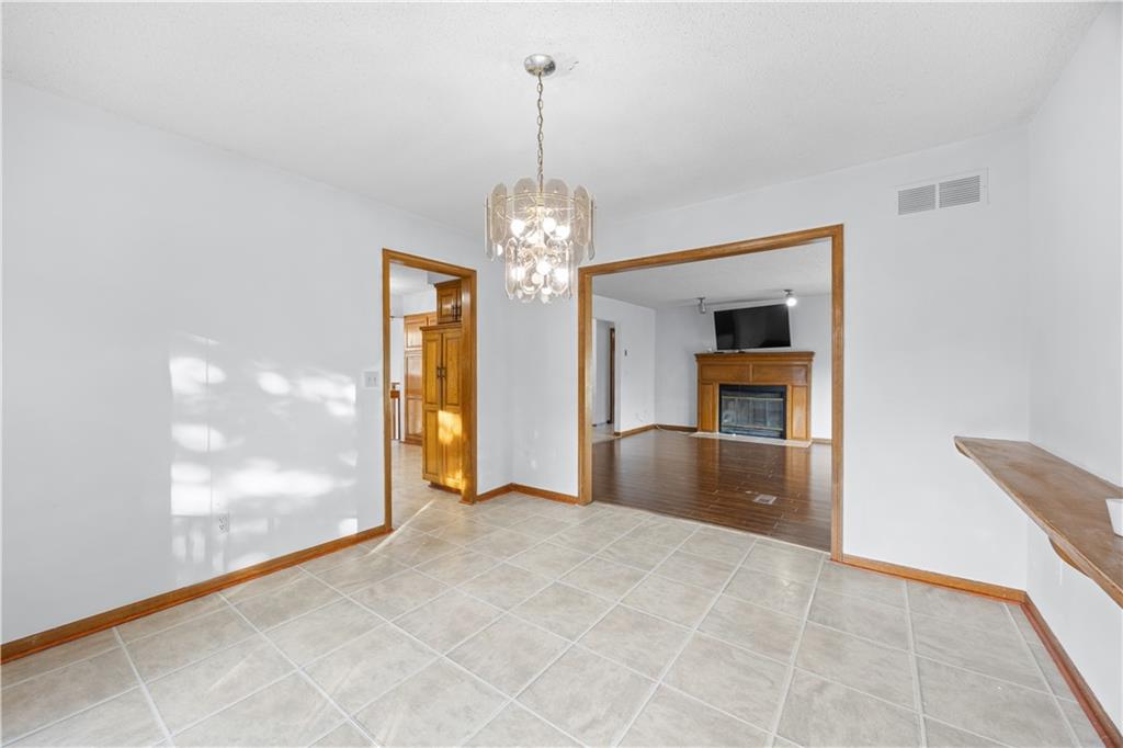 20 Century Parkway Property Photo 13