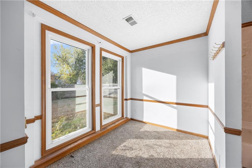 20 Century Parkway Property Photo 19