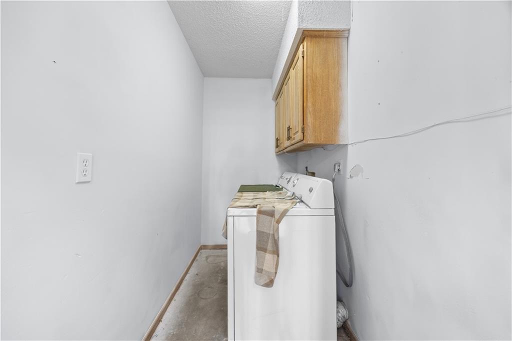 20 Century Parkway Property Photo 38