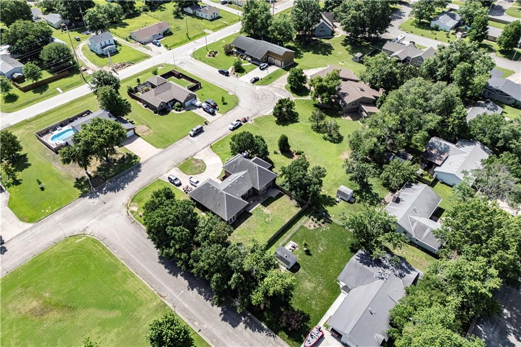 20 Century Parkway Property Photo 56