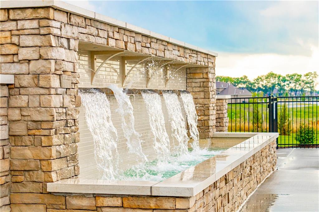 15389 W 173rd Terrace Property Photo 36