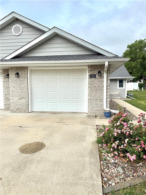 1515 E 18th Street Property Photo 6