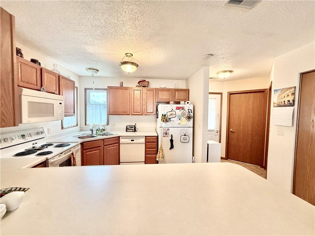 1515 E 18th Street Property Photo 13