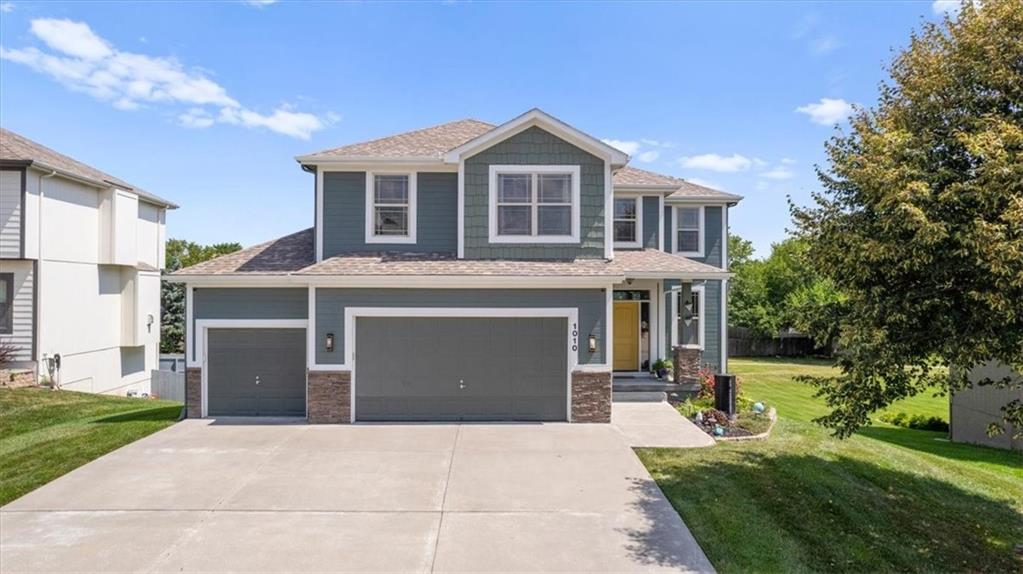 1010 Bellflower Lane