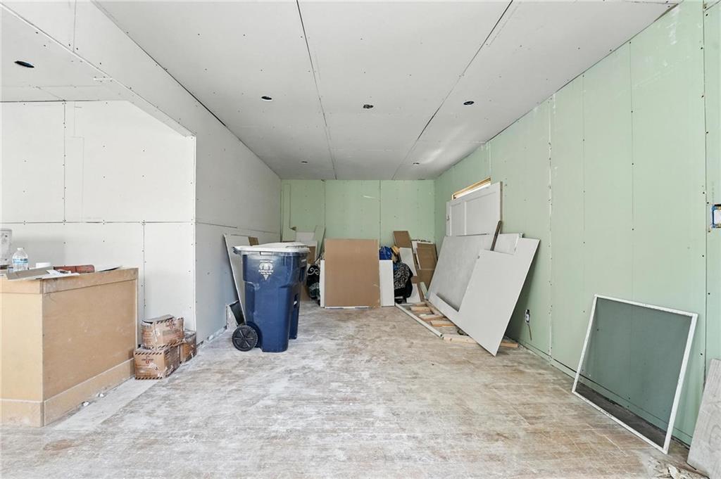 2604 Drury Avenue Property Photo 17