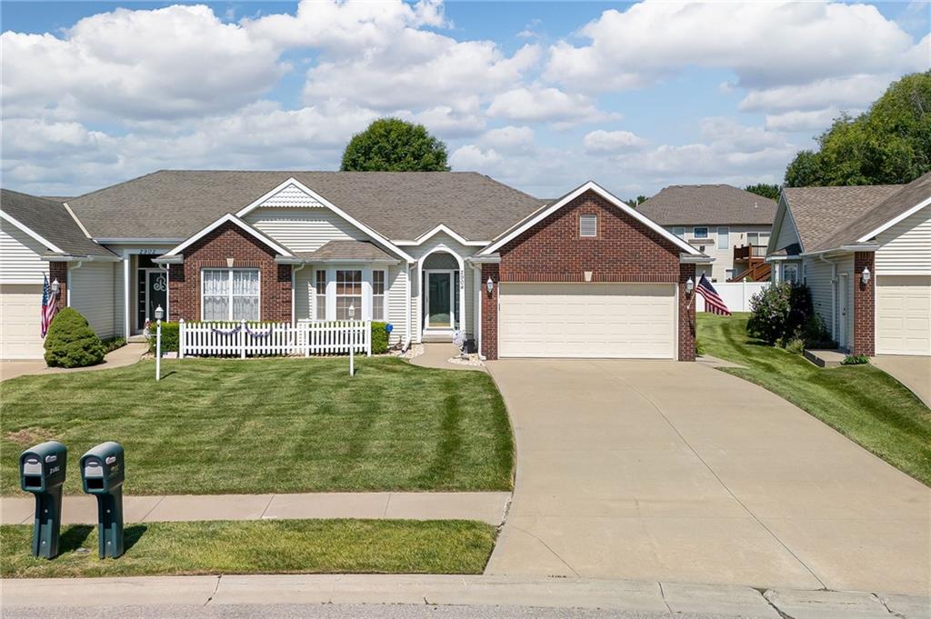 2904 Eastbrook Court Property Photo 1