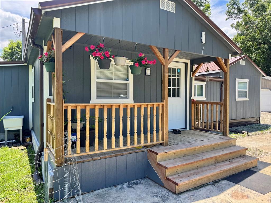 609 S Washington Street Property Photo 1