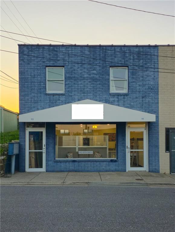 111 W 2nd Street Property Photo