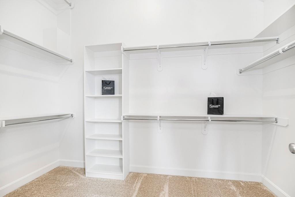 15825 Alhambra Street Property Photo 21