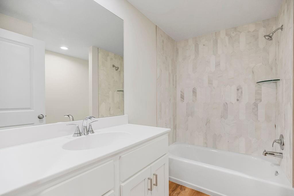 15825 Alhambra Street Property Photo 22