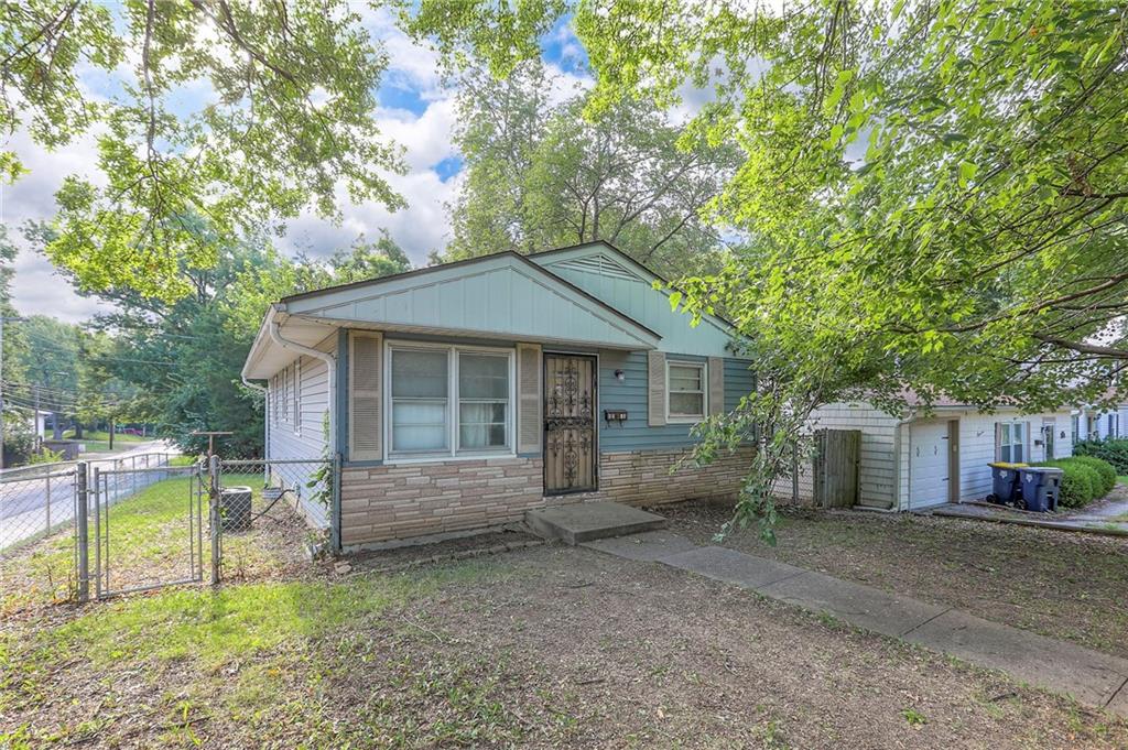 8901 Mcgee Street Property Photo 1