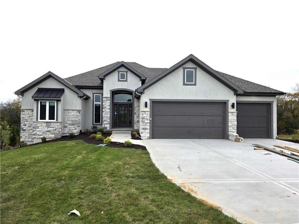 4722 Clubhouse Drive Property Photo 1