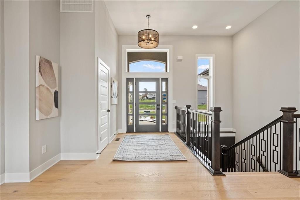 4722 Clubhouse Drive Property Photo 5